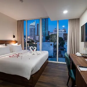 https://hato-saigon-rooftop.hotelsvungtau.com