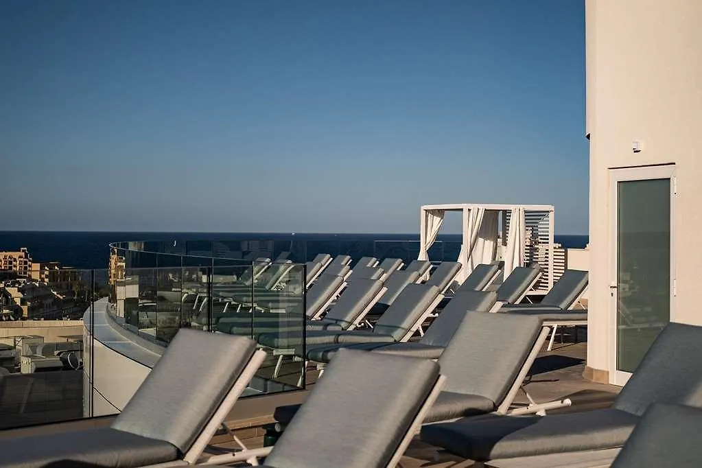Hotel Hyatt Regency Malta San Julián 5*,